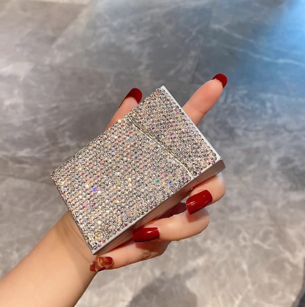 Light Luxury Creative Diamond-Encrusted Women's Cigarette Box Diamond Windproof Electronic Lighter Set Cross-Border Foreign Trade Cigarette Gift Box
