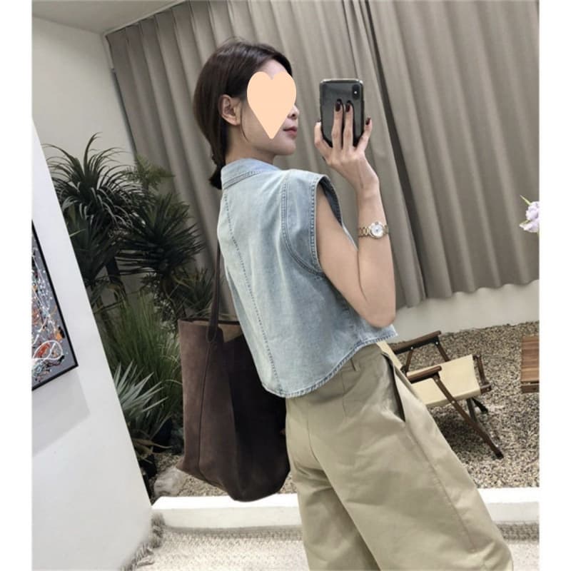 New summer retro-style light blue short denim vest/shirt jacket with flutter sleeves.