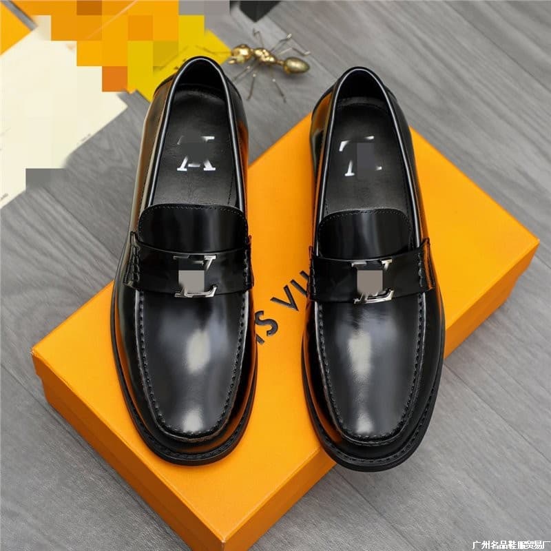 New Loafers Casual Leather Shoes Business Breathable Slip-On Lazy British Low-Top Driving Loafers
