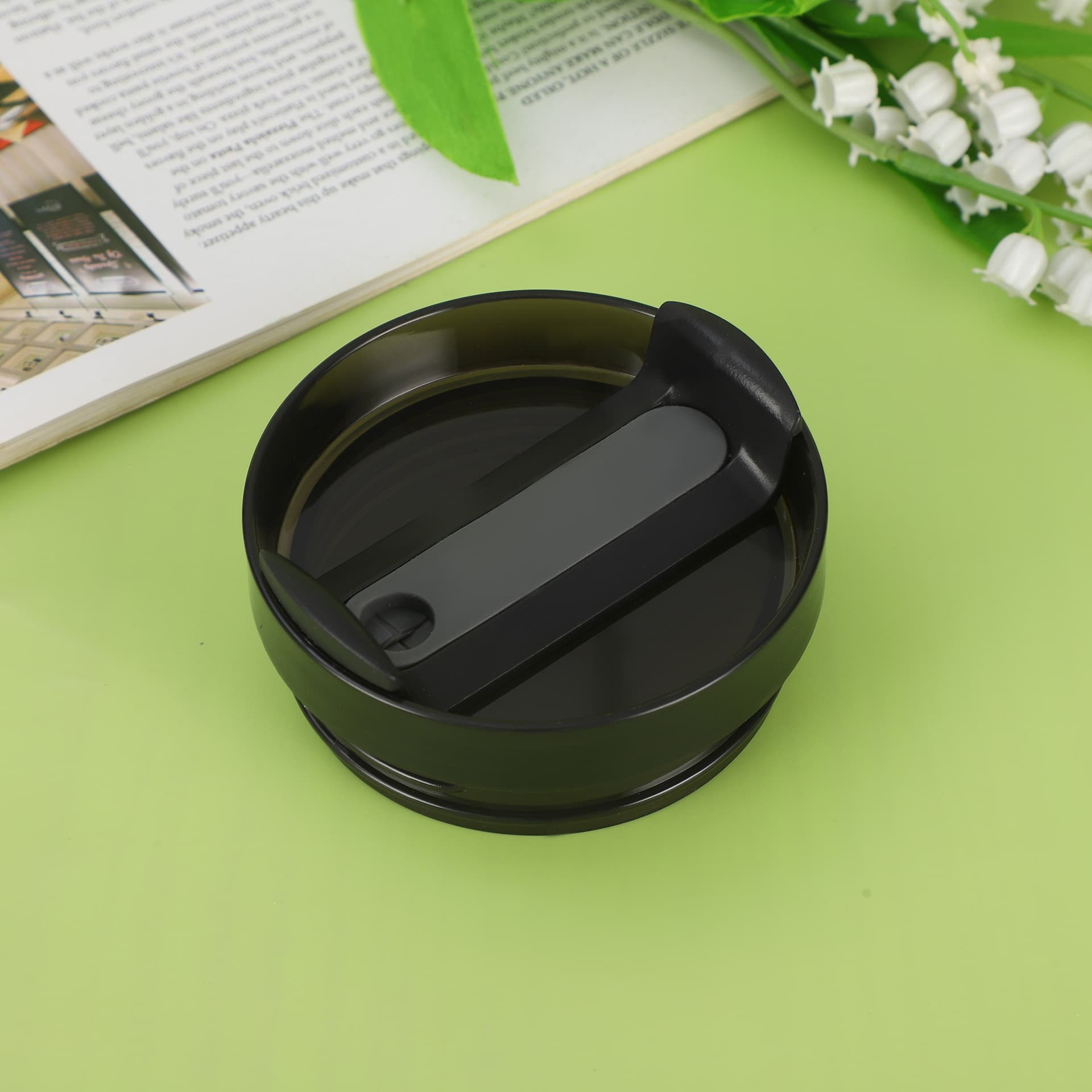 Cross-Border New 30oz Second-Generation Rotating Lid Macaron Color Sealed Leak-Proof Cup Lid Ice Cup Car Cup Universal Lid