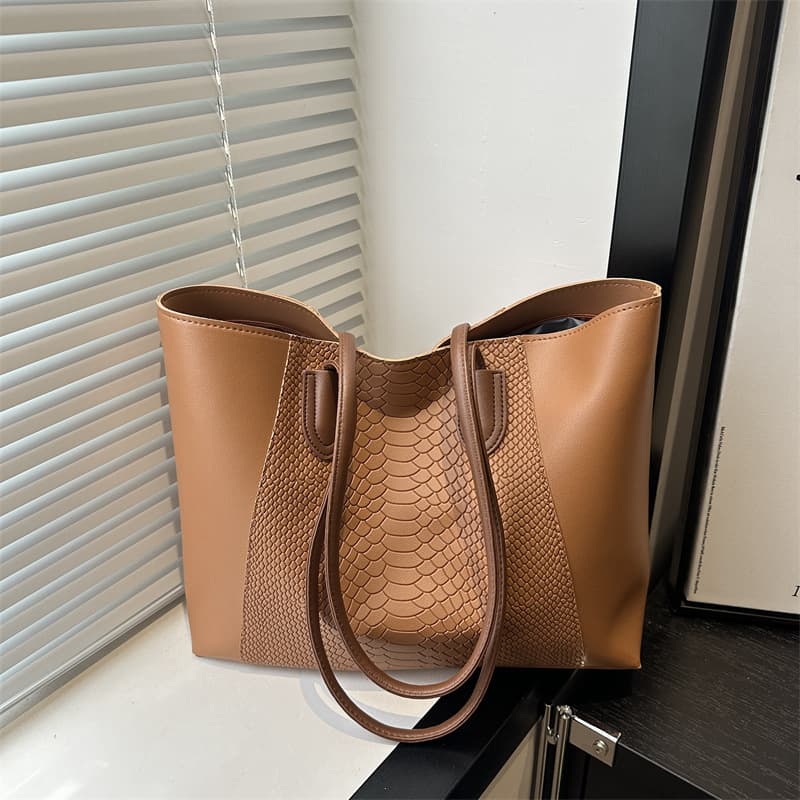 Women's Tote Bag 2024 New Style Large Capacity Commuter Bag Summer High-End Versatile Shoulder Bag Simple for Class