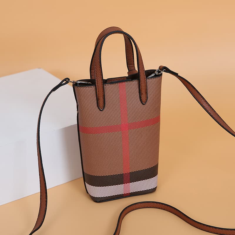 New Light Luxury Striped Crossbody Phone Bag Brown Caramel Plaid Coin Purse Small Crossbody Bag Wholesale
