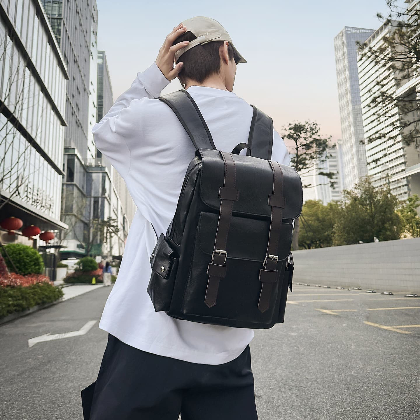 Cross-border Amazon British Vintage Soft PU Leather Backpack Casual Large Capacity Travel Belt Buckle Backpack