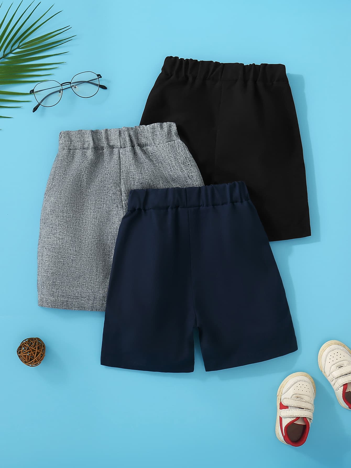 Boys' Summer Solid Color Elastic Waist Casual Sports Shorts Three-Piece Set Children's Simple Three-Pack Shorts for Outdoor Wear