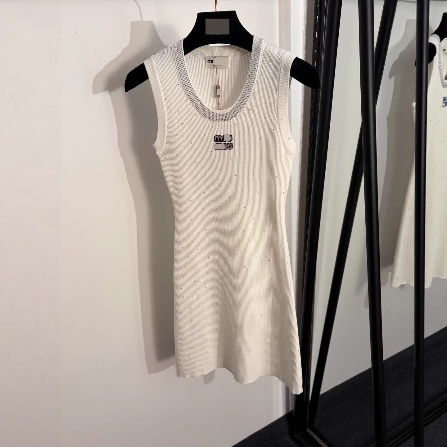 Shenzhen Nanyou High-End Women's Letter Rhinestone Knit Vest Dress Slim Fit