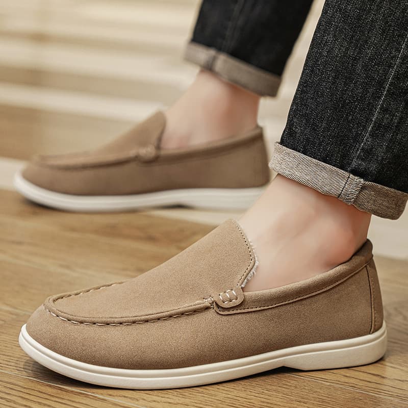 Cross-border plus size winter cotton shoes men's slip-on loafers, new style, men's fleece-lined and thickened casual loafers