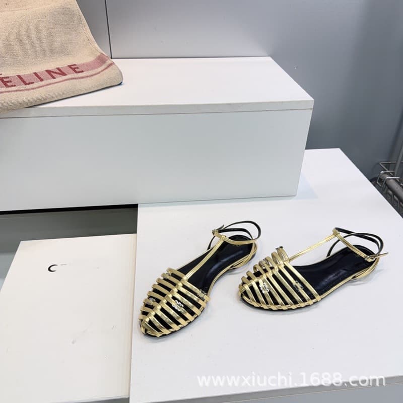 High-End 2026 New Vintage Woven Hollow Flat Roman Sandals from Silin for Foreign Trade, Arc De Triomphe Beach Sandals
