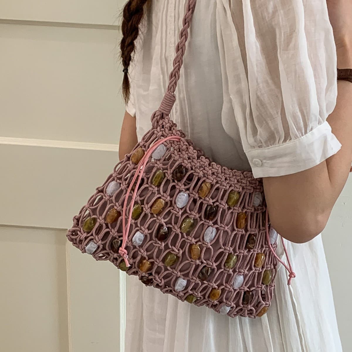 Bohemian style hand-woven bag for women, new style for spring and summer 2026, trendy shoulder bag, underarm bucket bag.
