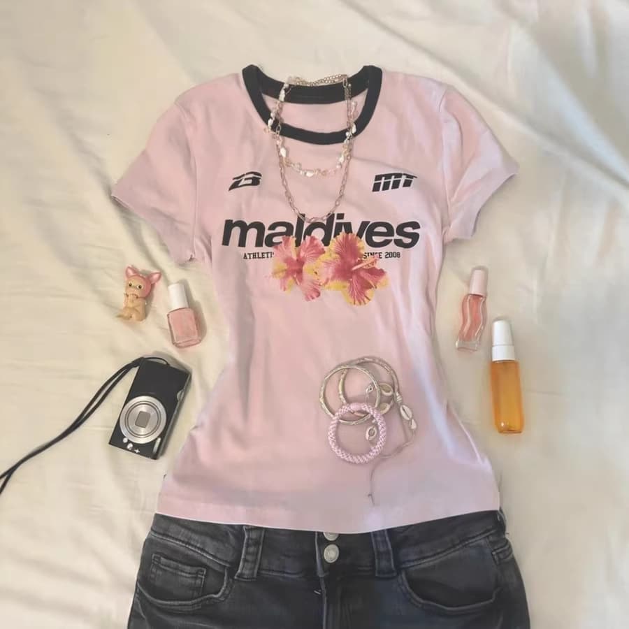 American Casual Letter Print Round Neck Fitted T-Shirt for Women