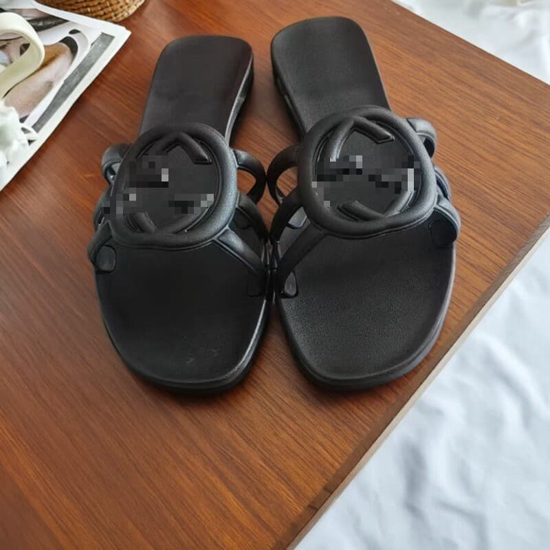 European American Trendy Women Sandals Fashion Lightweight Elegant Flat Fairy Sandals Beach Outdoor One-Band Slippers