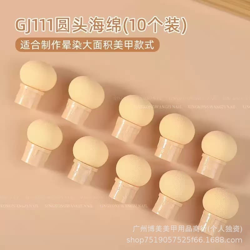 Multi-sized nail art sponge blocks and clips are included as nail art tools for creating blush gradient and ombre effects.