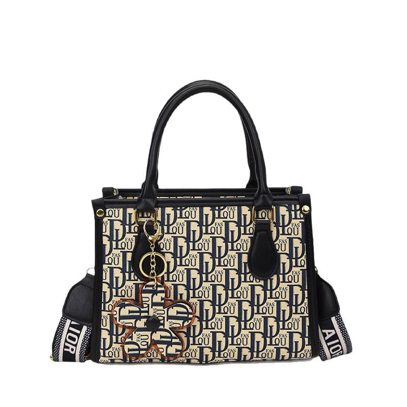 Hong Kong brand imported new shoulder bag, white zipper women's bag, casual and simple style handbag.