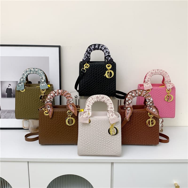 New Shoulder Bag 2026 Fashion Gift Woven Shoulder Crossbody Lady Dior Bag