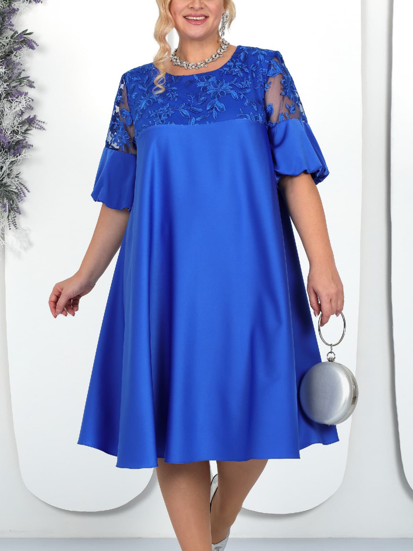 Aliexpress European and American Women's Embroidered Solid Color Splicing Round Neck Lantern Sleeve Temperament Casual Large Size Dress in Stock