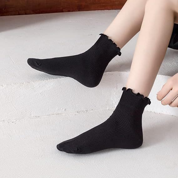 Women's Mid-Calf Ruffle Trim Socks - Coffee Color Ins Japanese Stacking Socks Autumn Winter