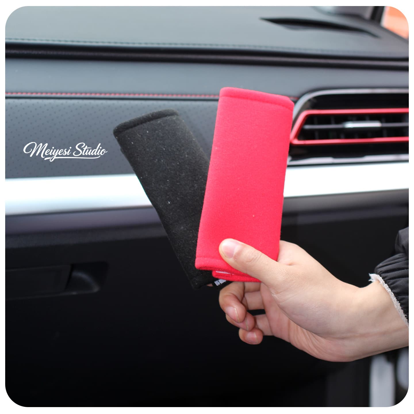 2026 Car Seatbelt Extended Cover with Shoulder Pads, Fleece, 15cm, Soft, Suitable for All Seasons