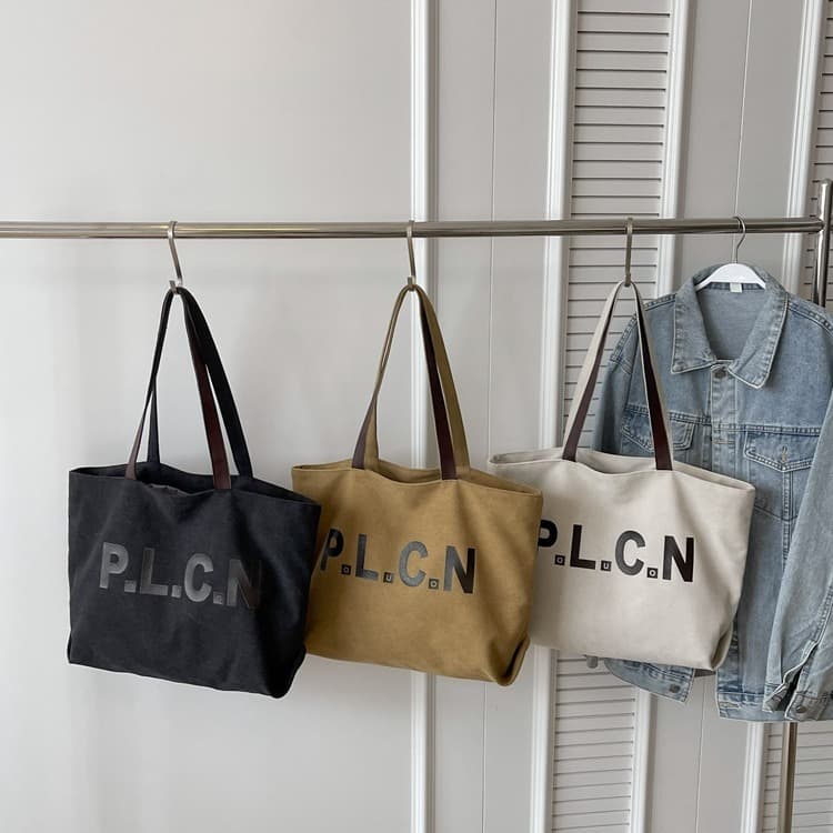 2024 New Large Capacity Canvas Letter Tote Bag Shopping Bag Shoulder Handbag Women's Trendy Student Commuter Bag
