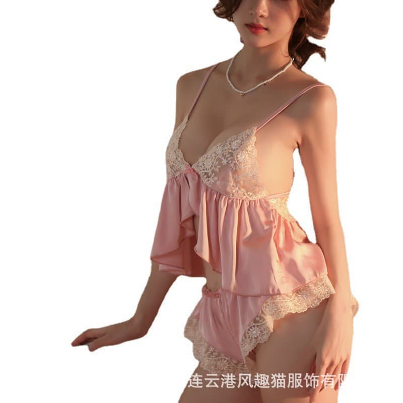 Fengqu Cat Sexy Lace Temptation Girl Sexy Suit Lace Two-piece Suspender Shorts Solid Color Home Pajamas