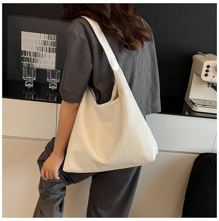 Premium Large Capacity Underarm Bag for Women 2024 New Fall/Winter Fashion Shoulder Bag Vintage Commuter Tote Bag Trendy
