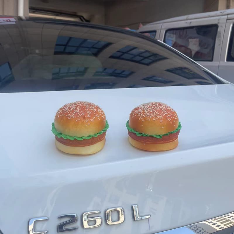 Creative decorative car tail ornaments, simulated hamburger electric motorcycle interior, trunk, roof, and exterior decorations.