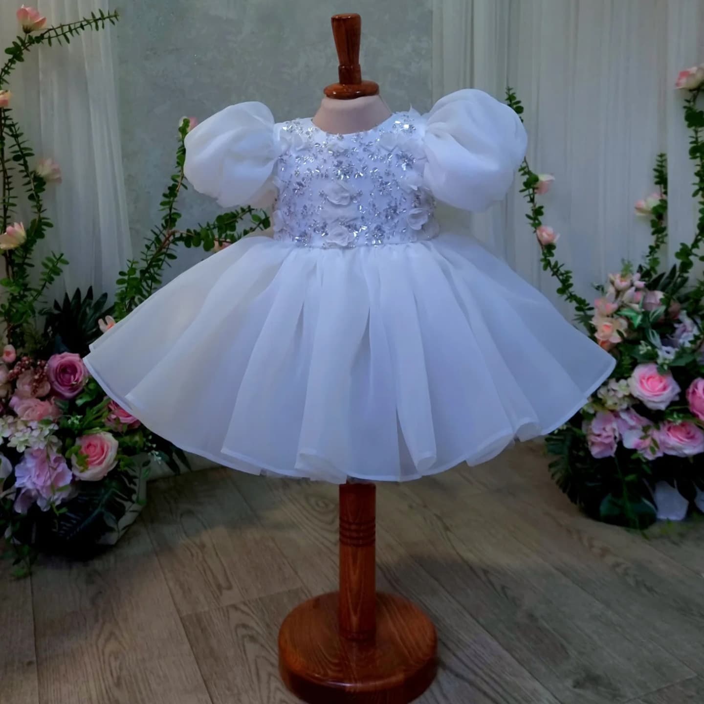 New AliExpress First Birthday Dress for Baby Girls: Stylish Puffy Sleeve Princess Dress