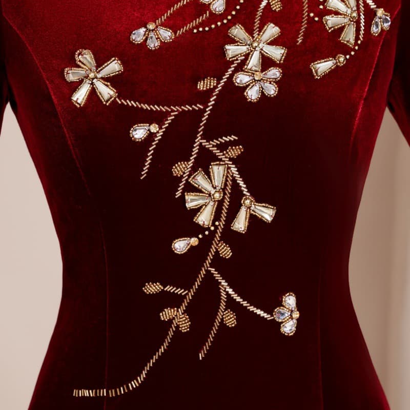 Autumn New Vintage Velvet Cheongsam Mother of Bride Long Sleeve Dress with Flowing Skirt