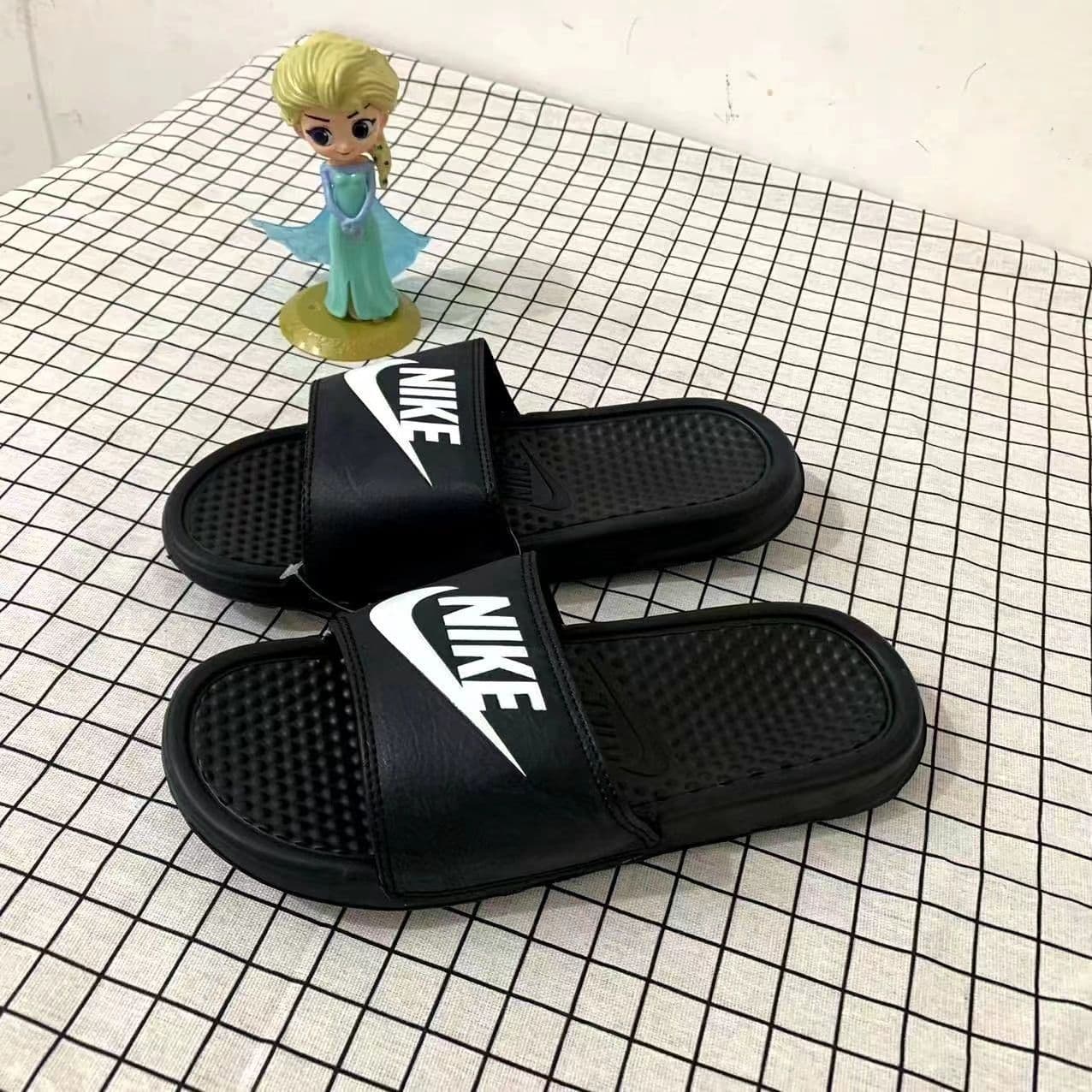 New Hook Sports Summer Baroque Couple AJ Slippers Men Women Beach Flip Flops Anti-Slip