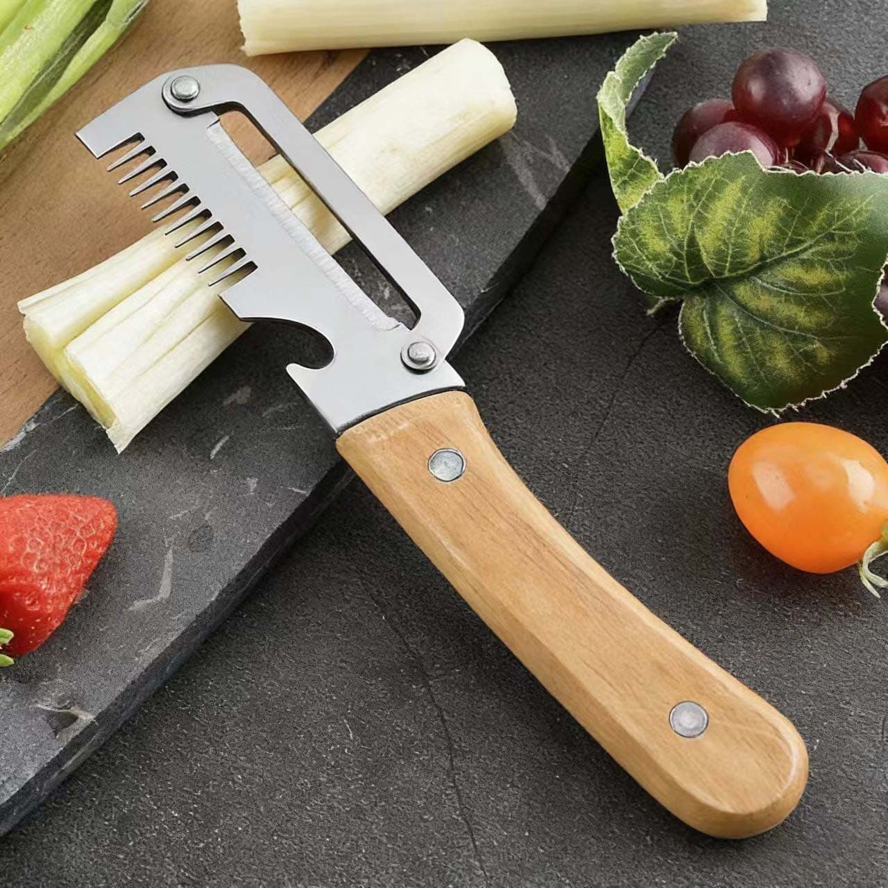 High Appearance Wooden Handle Peeler Kitchen Fruit Sugarcane Grater Thickened Peeler