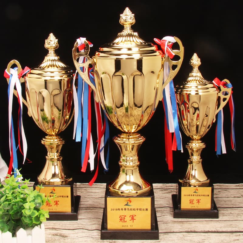 Factory Wholesale Creative Metal Trophy 2024 New High-End Annual Meeting Award Trophy Business Gold Trophy