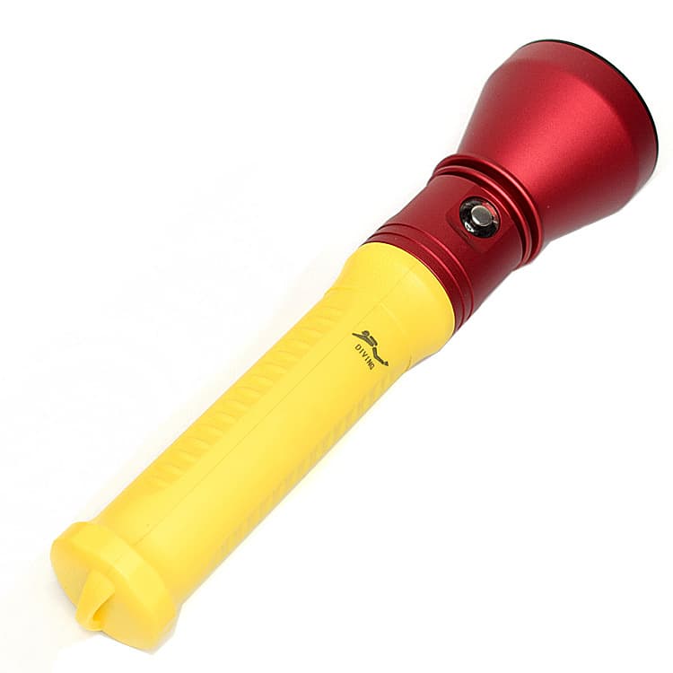 P70 diving flashlight 26650 battery Diving torch outdoor lighting waterproof plastic aluminum alloy flashlight