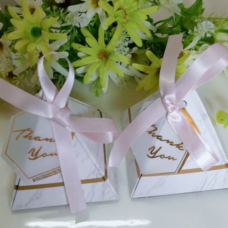 New Marble Pattern European Wedding Candy Box Triangular Favor Box Creative Wedding Supplies