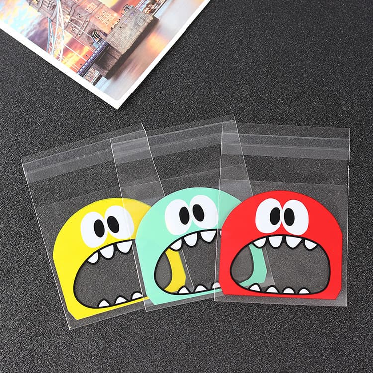 Source manufacturer baking packaging cartoon big mouth ziplock bag cross-border exclusive supply of 100 pieces/piece candy chocolate packaging