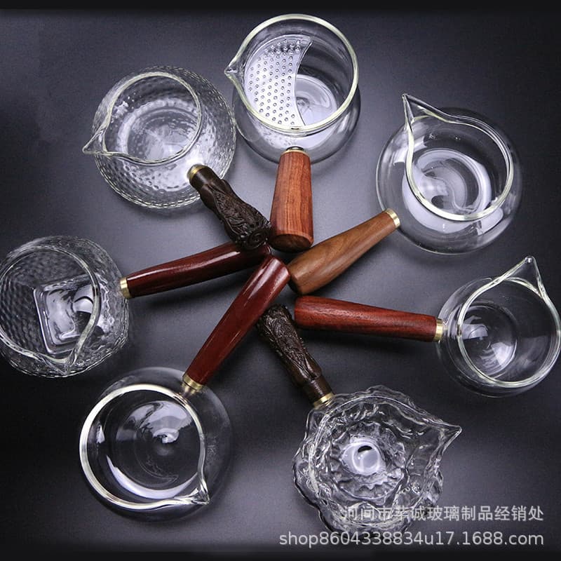 Japanese-style glass teapot with side handle and wooden knob, handmade heat-resistant glass teapot with hammered pattern, transparent glass teapot