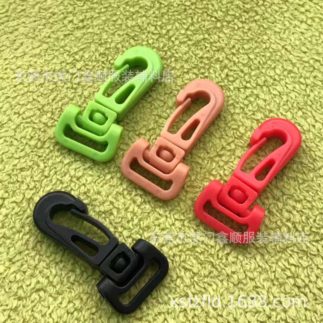 Manufacturer's ready-made 12MM plastic small hook buckle, plastic rotating hook, 1.2CM plastic handbag anti-lost hook, plastic buckle