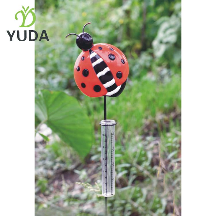 Manufacturer supplies garden rain gauges, rainwater measuring instruments, and ladybug-shaped rain gauges.