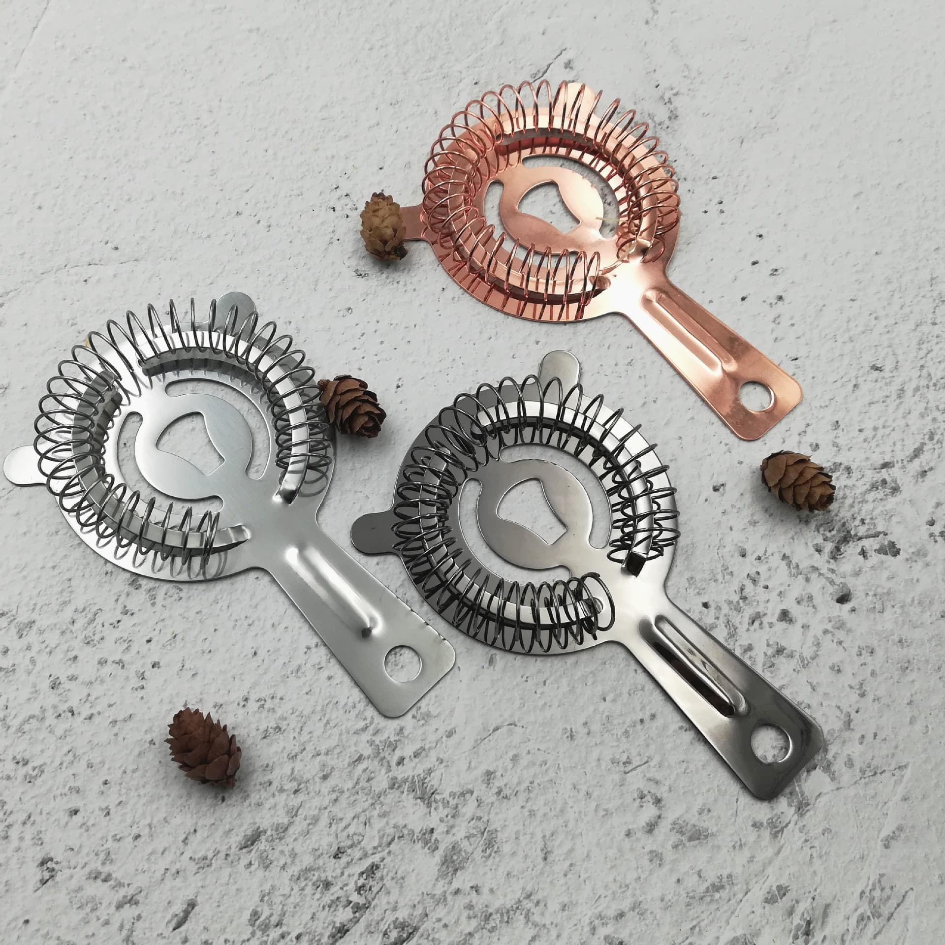 Stainless Steel Ice Strainer, Double-Ear Clip Plate Strainer, Slice Type Ice Strainer, Bartending Tool, Professional Bar Use