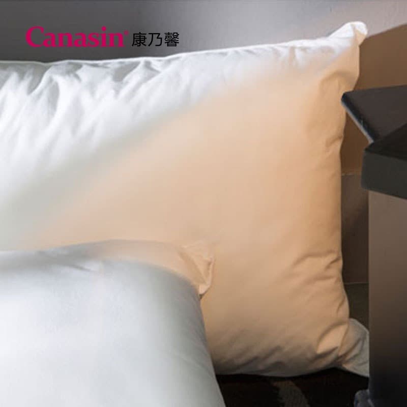 Carnation Down Pillow, Five-Star Hotel Pillow with 50% Goose Down, High-End Bedding for Inns and Hotels