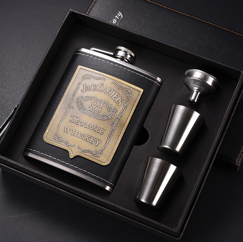 7oz Stainless Steel Liquor Bottle Set, Portable 8oz Men's Mini Liquor Flask Gift Box, Empty Bottle Set