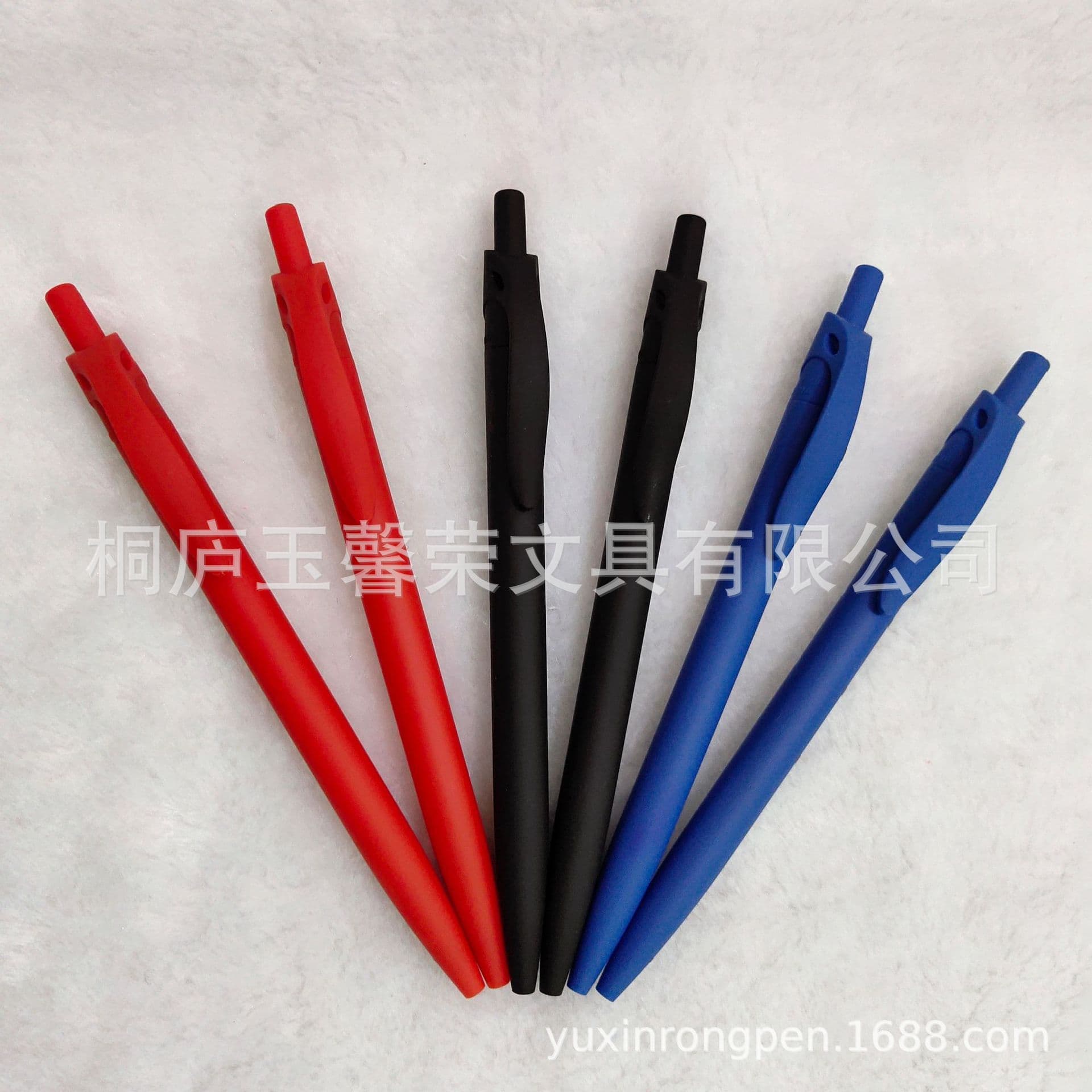 Factory Direct Sales Spray Ballpoint Pen Advertising Hotel Pen Plastic Pen Push Ballpoint Pen Can Be Customized with LOGO