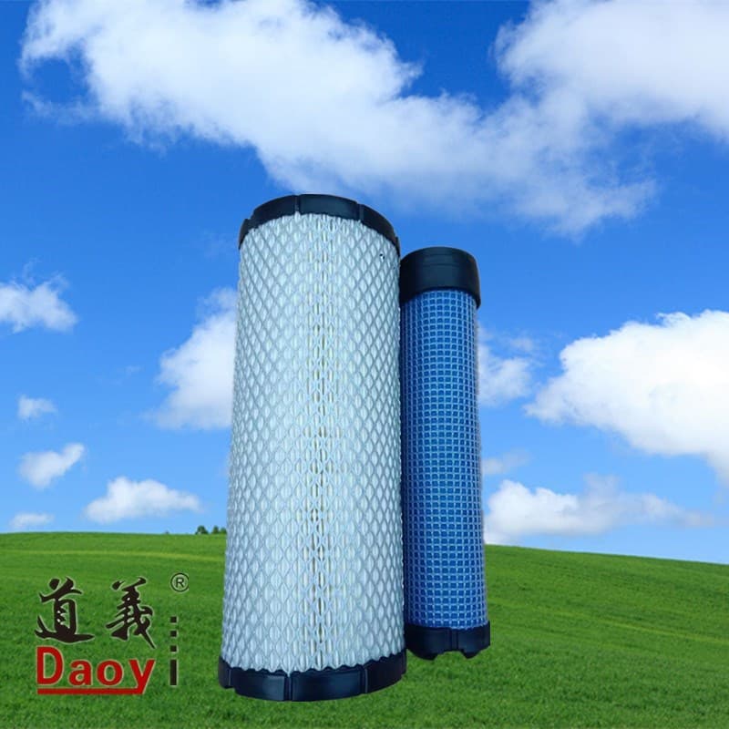 Compatible with Komatsu PC30/40/50 excavator air filter AF25551 P821575 and Yanmar 55