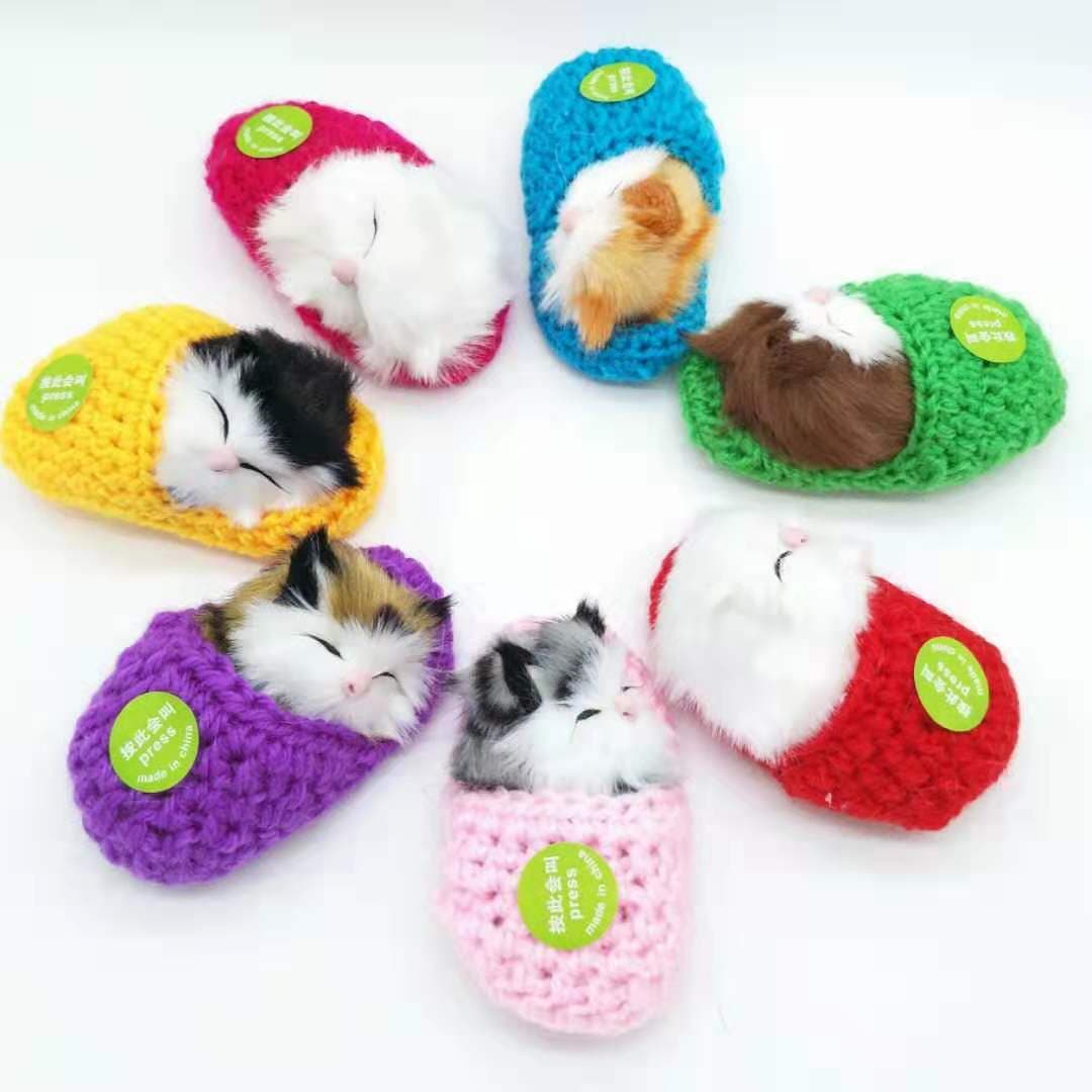 Foreign Trade Realistic Slipper Cat with Meowing Sound, Simulation Animal Slipper Kitten Toy Children's Gift