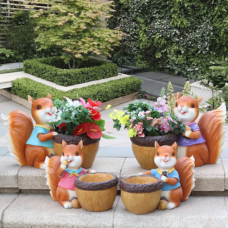 Cartoon Rabbit Flower Pot Ornament Squirrel Flower Pot Sculpture Outdoor Garden Villa Courtyard Decoration Landscape Art