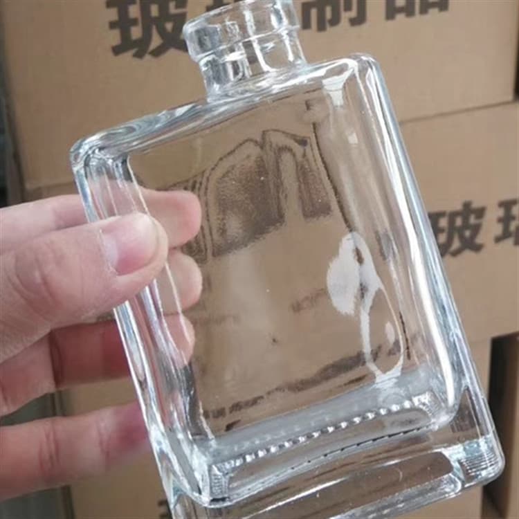 New Square Wooden Cork Milk Tea Bottle Angled Mouth Beverage Bottle Fine White Glass Thick Bottom Small Wine Bottle Wooden Cork Thread Seal