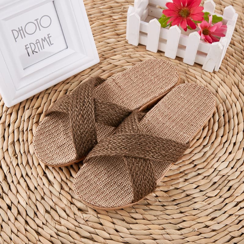 Linen slippers for men and women, casual indoor floor sandals, autumn and winter home wear, plus size slippers for women.