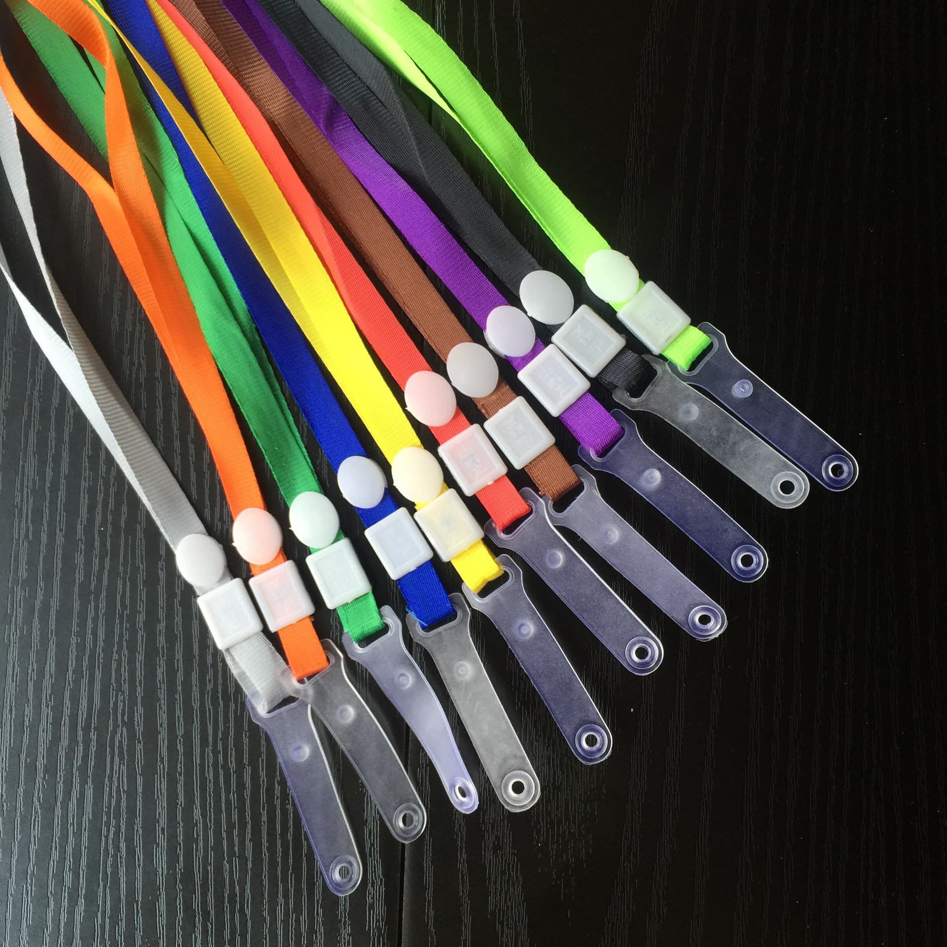 Exhibition work ID lanyards, chest badge straps, factory ID card lanyards, pickup card work badge straps.