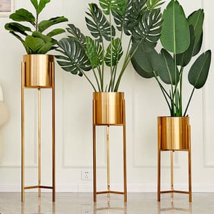 Cross-border Metal Luxury Floor Figurine High-end Creative Living Room Home TV Cabinet Sofa Decorative Vase Wholesale