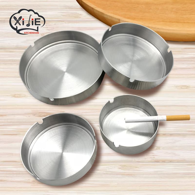 Non-Magnetic Thickened 1.5mm Round Stainless Steel Ashtray Hotel Restaurant Use Can Add Logo