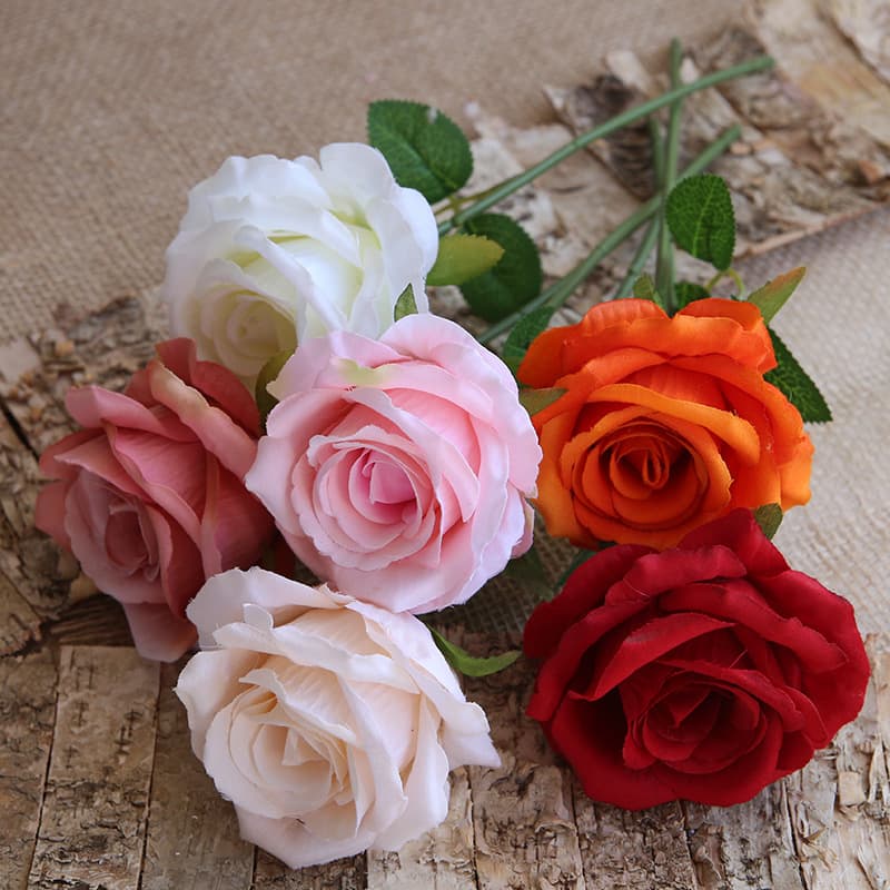 Beautiful Hot-selling Foreign Trade Single Velvet Rose Wedding Flower Material High Simulation Home Decor Imitation Rose Flowers