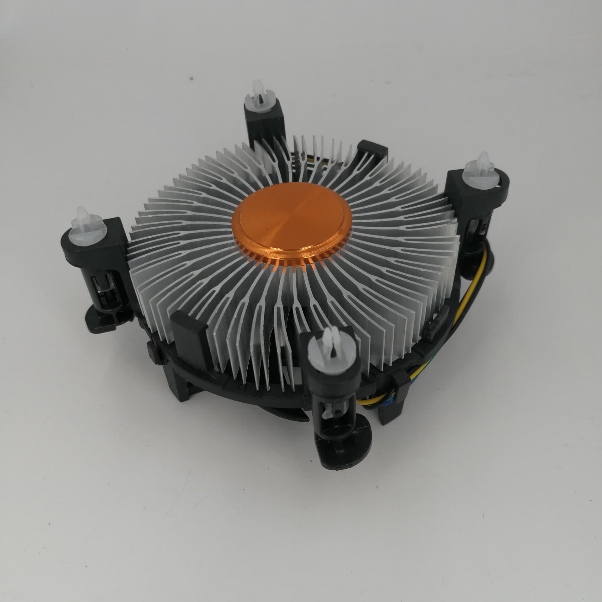 Factory direct supply of copper-colored CPU fans, aluminum core computer heatsinks, 775/1155 CPUs for PCs and office computers.