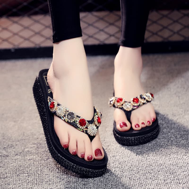Trendy Rhinestone Flat Sandals for Women Summer Fashion Waterproof Versatile Outdoor Thong Slippers Medium Heel Thick Sole Non-Slip Vacation Beach Shoes
